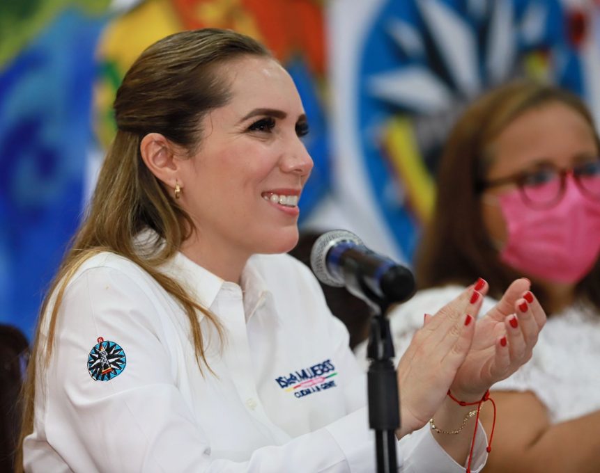 EN LA SEMANAL CON ATENEA PRESENTAN LA CAMPAÑA ‘ISLEÑAS CONTRA EL CÁNCER